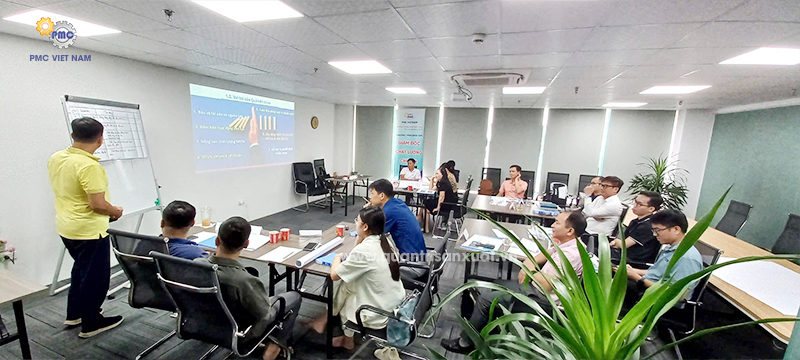 CÁC HỌC VIÊN GIÁM ĐỐC CHẤT LƯỢNG K21 VỚI MỤC TIÊU QUẢN TRỊ RỦI RO TRONG VẬN HÀNH HTCL VÀ ĐẢM BẢO CHẤT LƯỢNG SẢN PHẨM